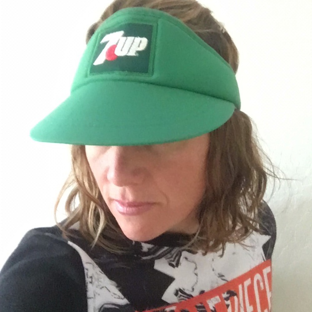 Vintage 7 Up visor